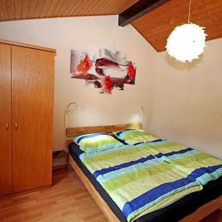 öfingen 01 Apartment