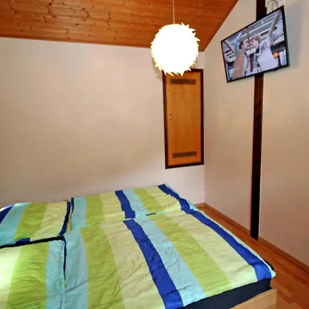 Apartment öfingen 01 *